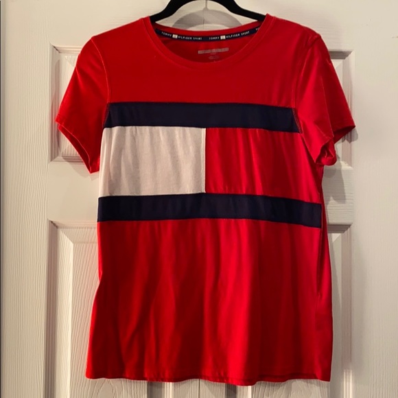 Tommy Hilfiger T-Shirt - Picture 1 of 3